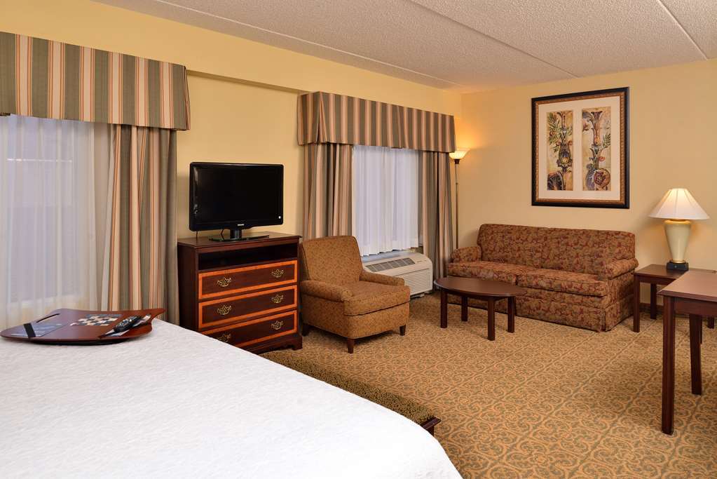 Hampton Inn Пайквилл Номер фото